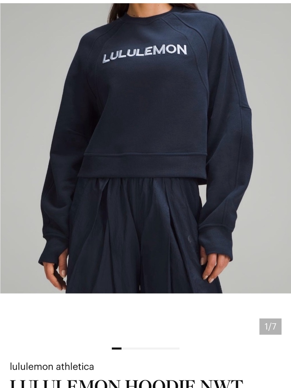 LULULEMON
Scuba Oversized Pullover
Color Navy True